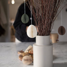 Laden Sie das Bild in den Galerie-Viewer, DBKD Eier Papier Anhänger