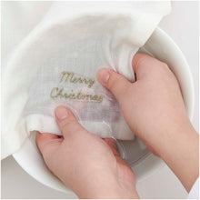 Laden Sie das Bild in den Galerie-Viewer, RICO DESIGN Stick and Stitch Stickpackung Merry Christmas vorgezeichnet