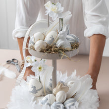 Laden Sie das Bild in den Galerie-Viewer, Federkranz weiß