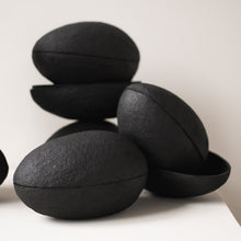 Laden Sie das Bild in den Galerie-Viewer, DBKD Ei Pappmache Schale