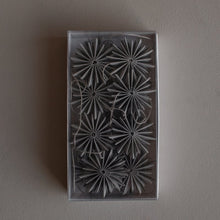 Laden Sie das Bild in den Galerie-Viewer, DBKD Papier Girlande "GARLAND"