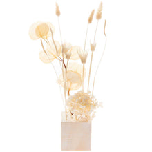 Laden Sie das Bild in den Galerie-Viewer, RICO DESIGN Made by Me Trockenblumenstrauß weiß/natur