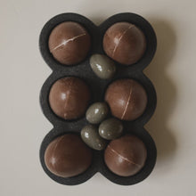 Laden Sie das Bild in den Galerie-Viewer, DBKD Keramik Eier