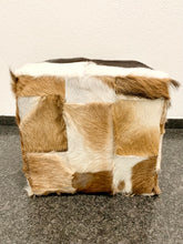 Laden Sie das Bild in den Galerie-Viewer, Kuhfwell Würfelhocker