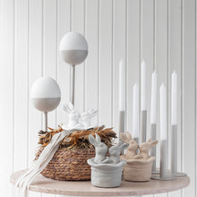 Laden Sie das Bild in den Galerie-Viewer, Federkranz braun/natur