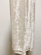 Laden Sie das Bild in den Galerie-Viewer, Stoff Deko