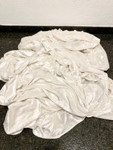 Laden Sie das Bild in den Galerie-Viewer, Stoff Deko