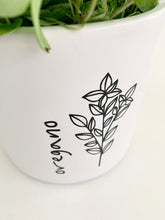 Laden Sie das Bild in den Galerie-Viewer, Kübel Zylinder m. Kräutermotiv