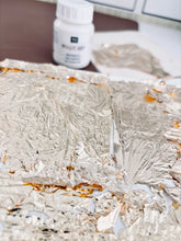 Laden Sie das Bild in den Galerie-Viewer, WORKSHOP Trockenblumen & Strukturpaste Leinwand WUNSCHTERMIN