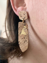 Laden Sie das Bild in den Galerie-Viewer, Ohrstecker Kork/Gold