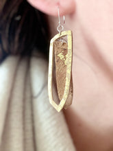 Laden Sie das Bild in den Galerie-Viewer, Ohrhänger Kork & Pappleder