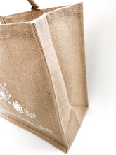 Laden Sie das Bild in den Galerie-Viewer, Jute Tasche XL Shopper "Pusteblumen"