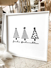 Laden Sie das Bild in den Galerie-Viewer, Holz Tablett quadratisch "Frohe Weihnachten"