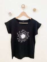 Laden Sie das Bild in den Galerie-Viewer, Shirt Pusteblume Glitzer schwarz/weiss