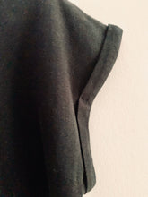 Laden Sie das Bild in den Galerie-Viewer, Shirt Pusteblume Glitzer schwarz/weiss