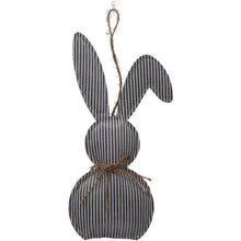 Laden Sie das Bild in den Galerie-Viewer, Stoff Hase
