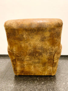 Sessel mit bezogenem Teddy-Stoff