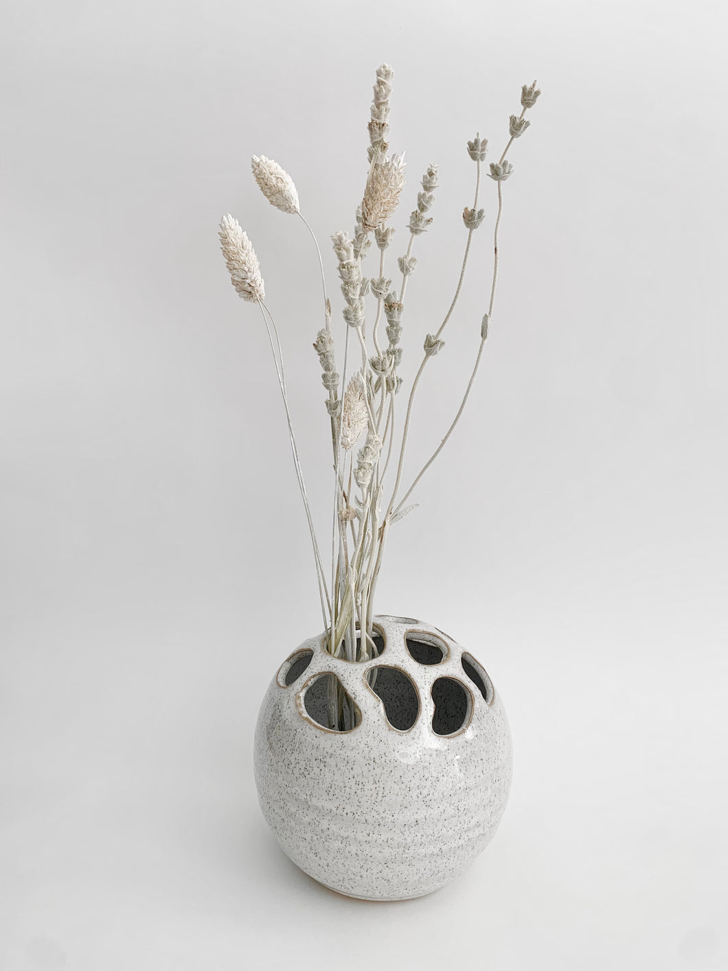 Keramik Vase m. Löcher