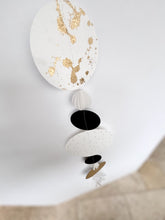 Laden Sie das Bild in den Galerie-Viewer, Papierkette BLACK &amp; GOLD
